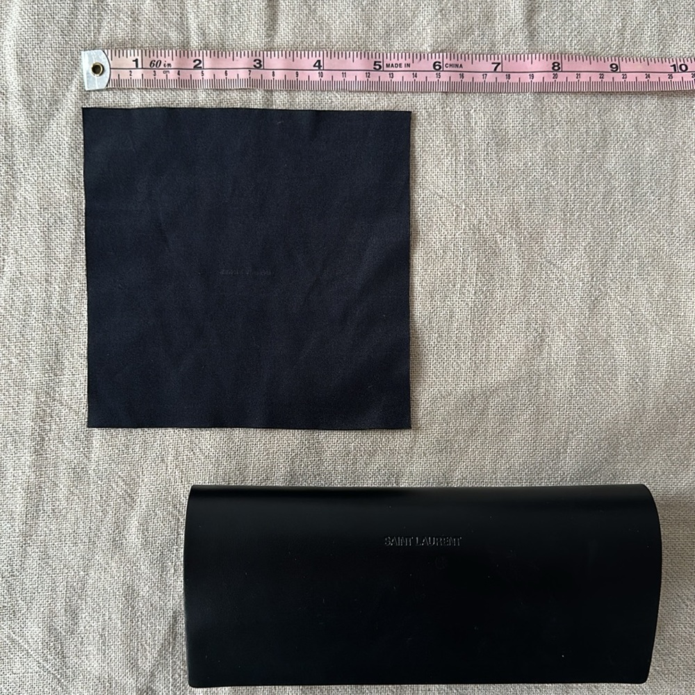 YSL BLACK SUNGLASS CASE - Picture 4 of 10